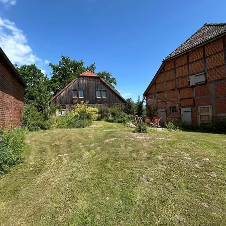 Charmantes Mit Kamin & Grosser Diele Apartamento *
